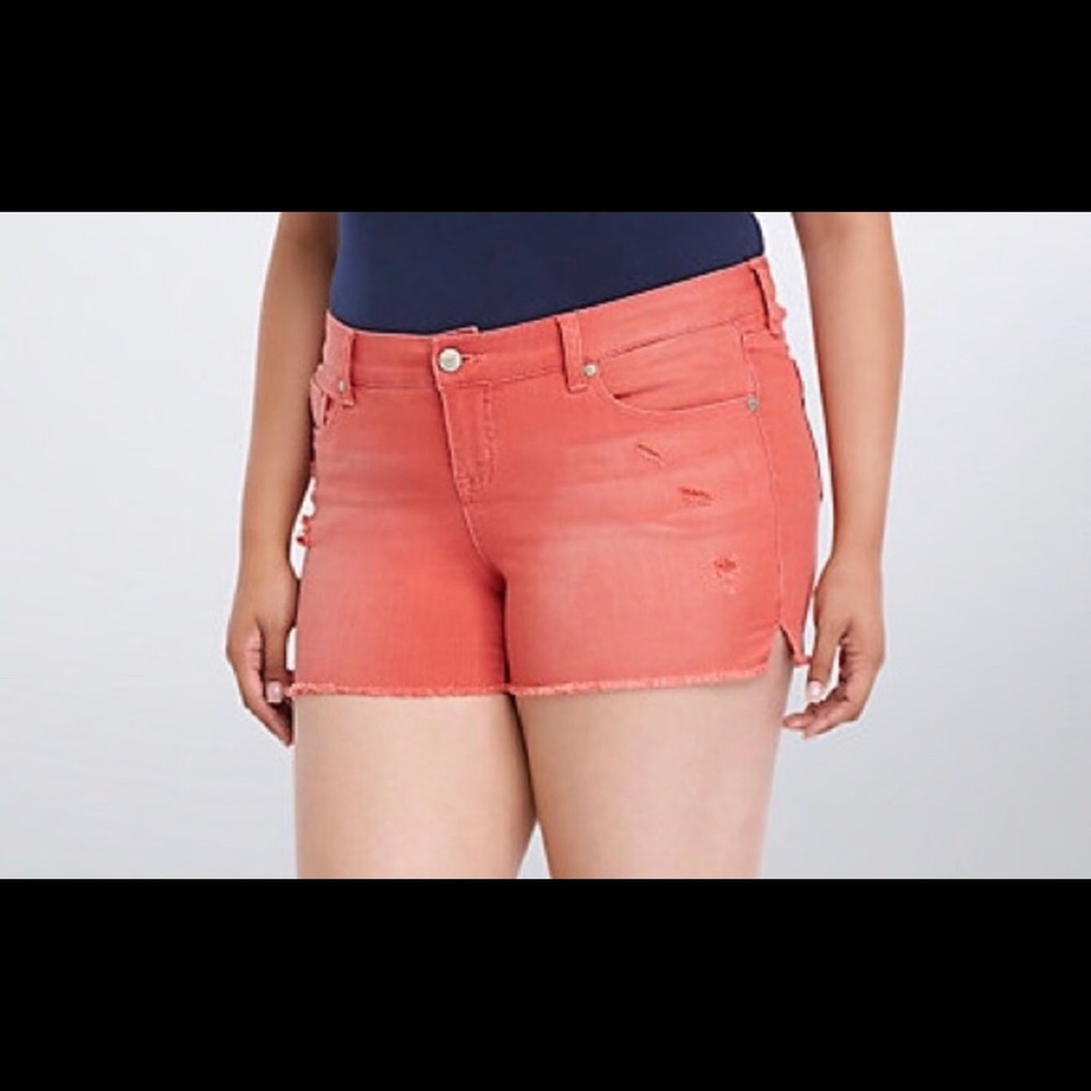 Torrid Size 24 Skinny Distressed Shorts